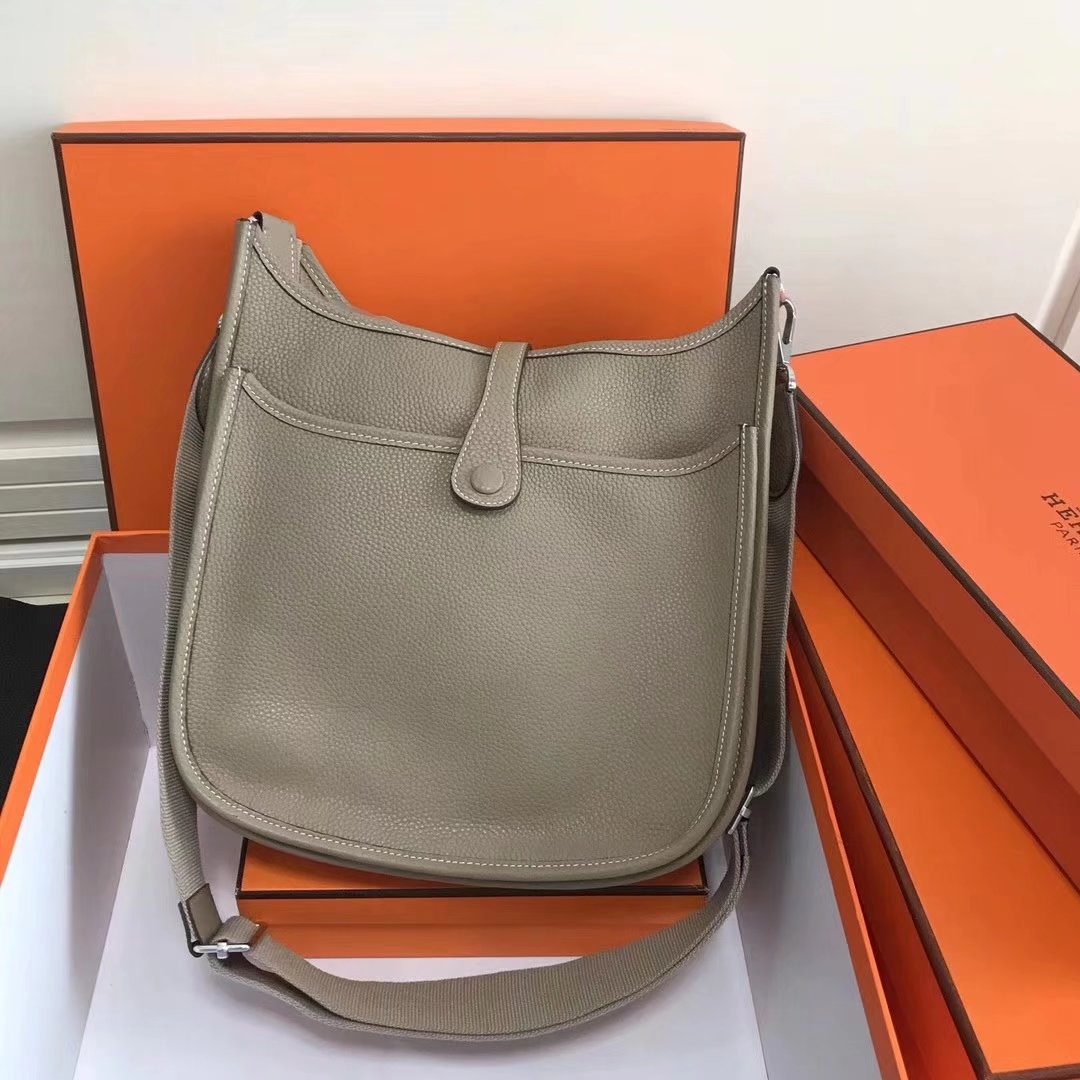 Hermes 28cm Evelyne Leather Shoulder Bag Grey