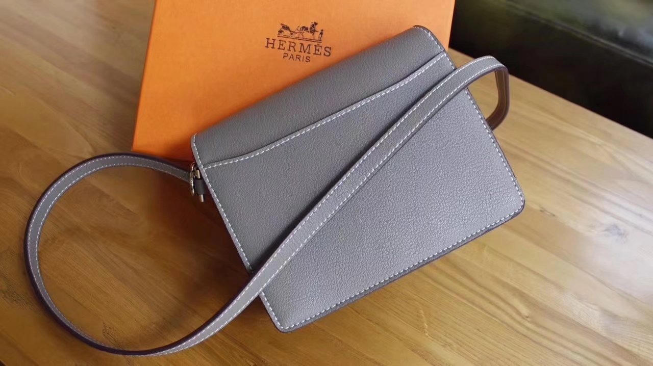 Hermes Roulis Grey Swift Calf Togo Leather Shoulder Bag With  Silver Hardware