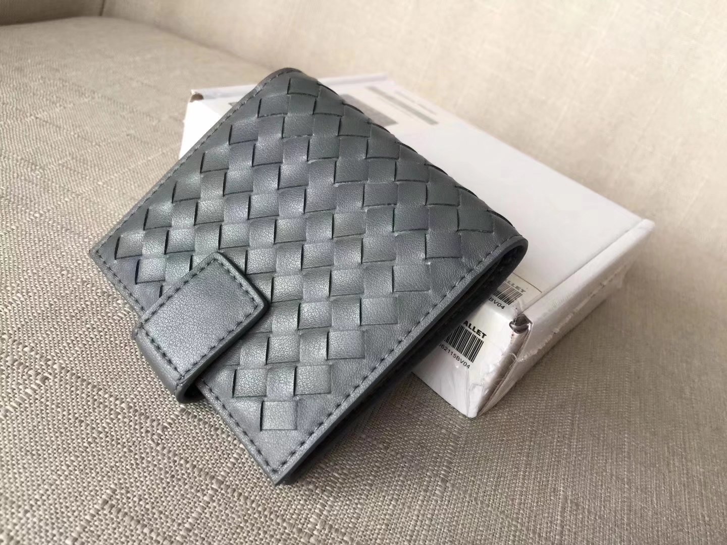 Bottega Veneta Intrecciato Nappa Leather Mini Wallet Krim