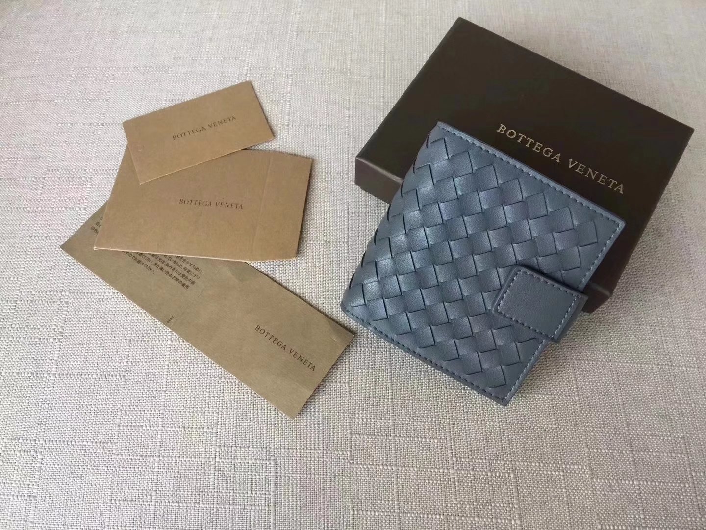 Bottega Veneta Intrecciato Nappa Leather Mini Wallet Krim