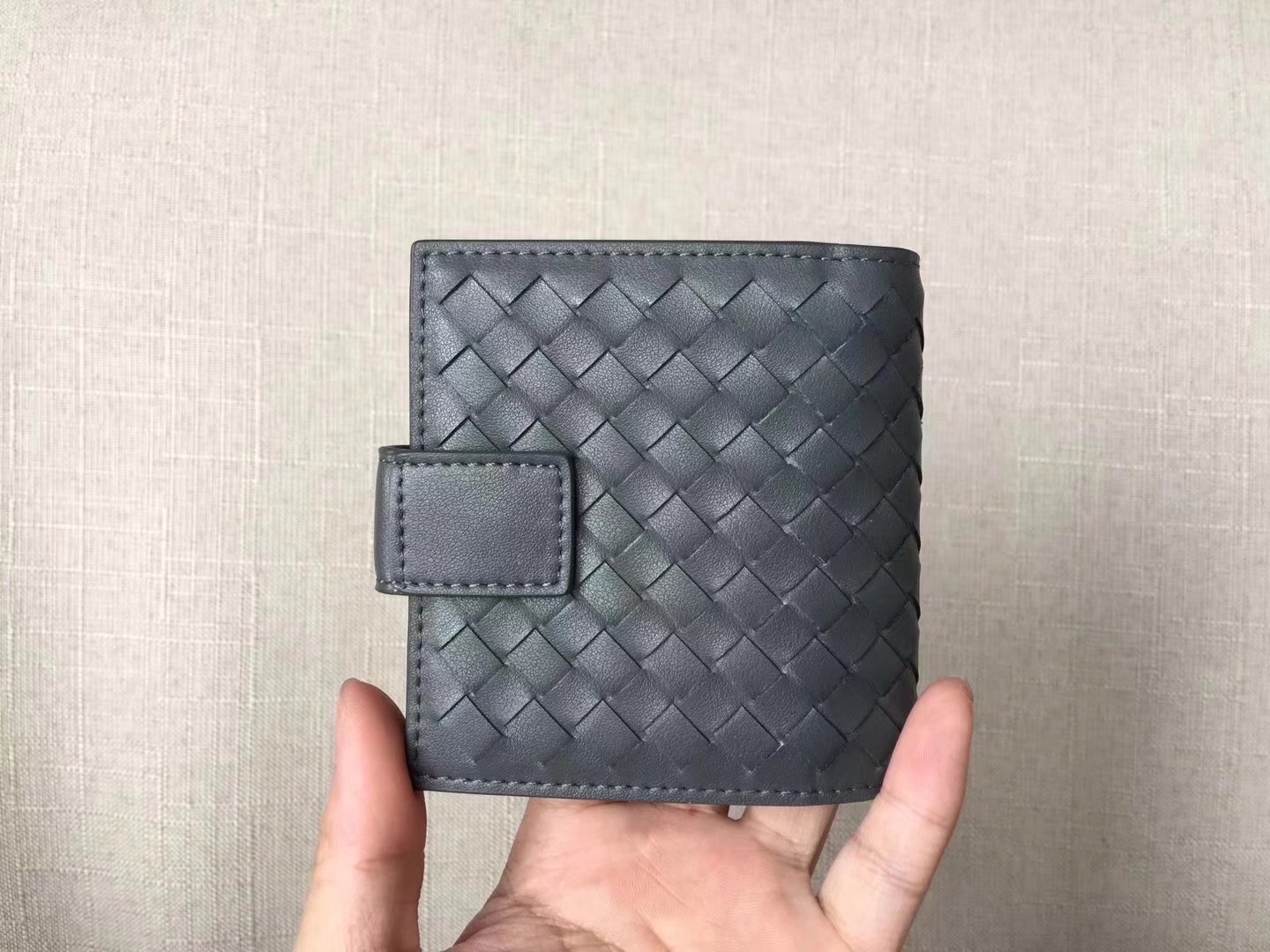 Bottega Veneta Intrecciato Nappa Leather Mini Wallet Krim