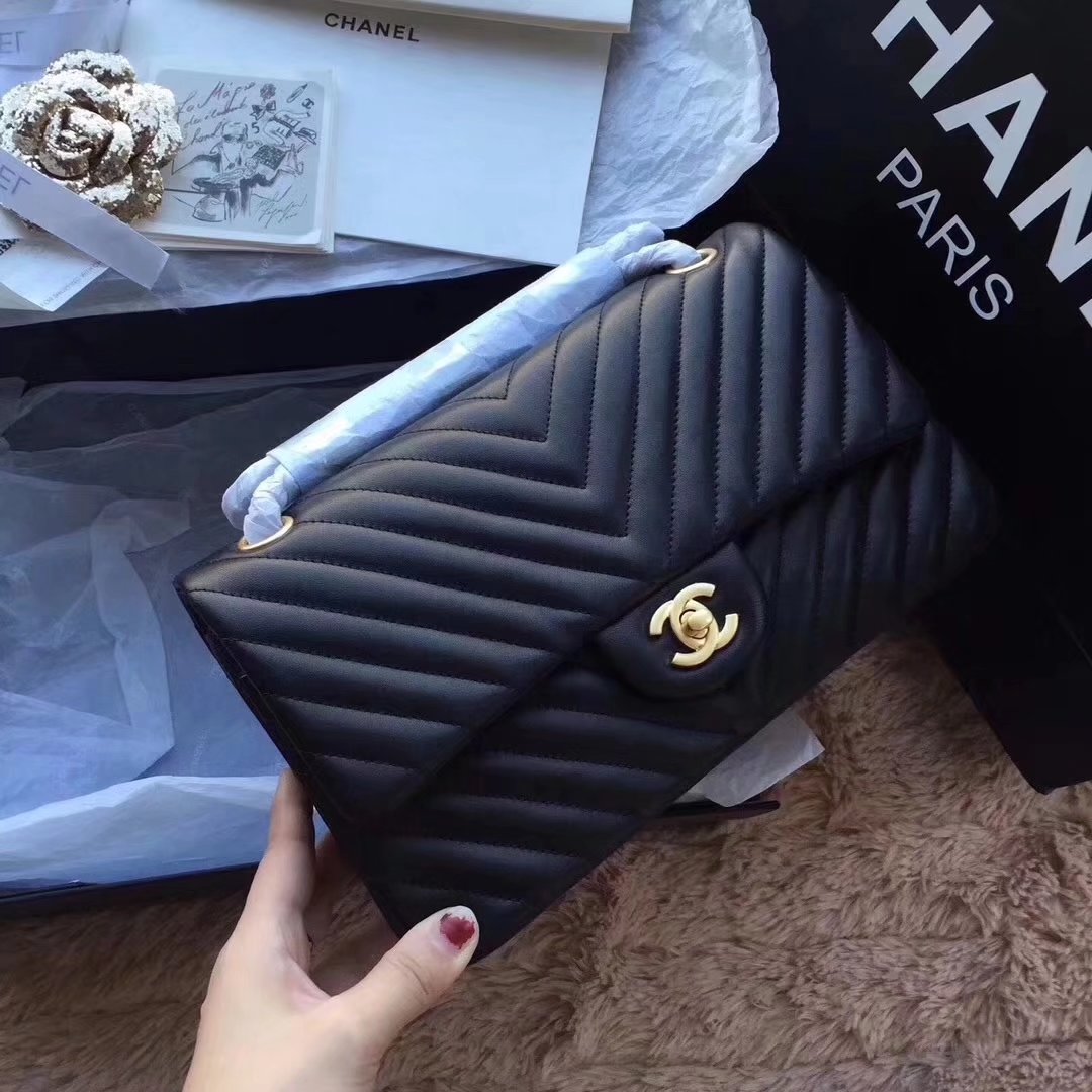 Chanel Chevron Flap 25cm in Black Lambskin Bag