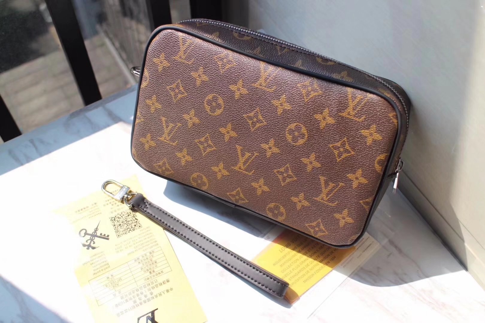 Louis Vuitton M42838 Men Kasai Clutch Monogram Macassar