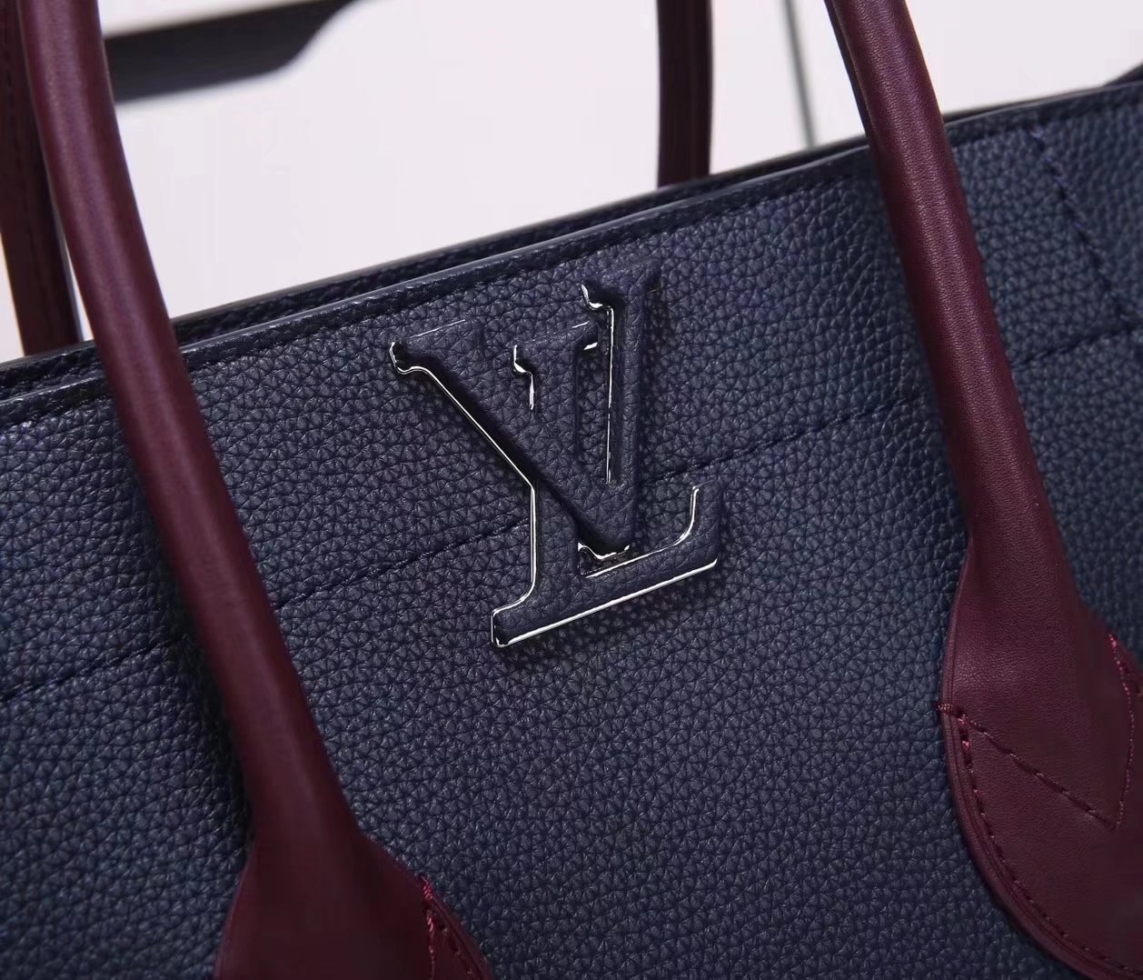 Louis Vuitton M54842 Freedom Shoulder Bag Calfskin Leather Navy