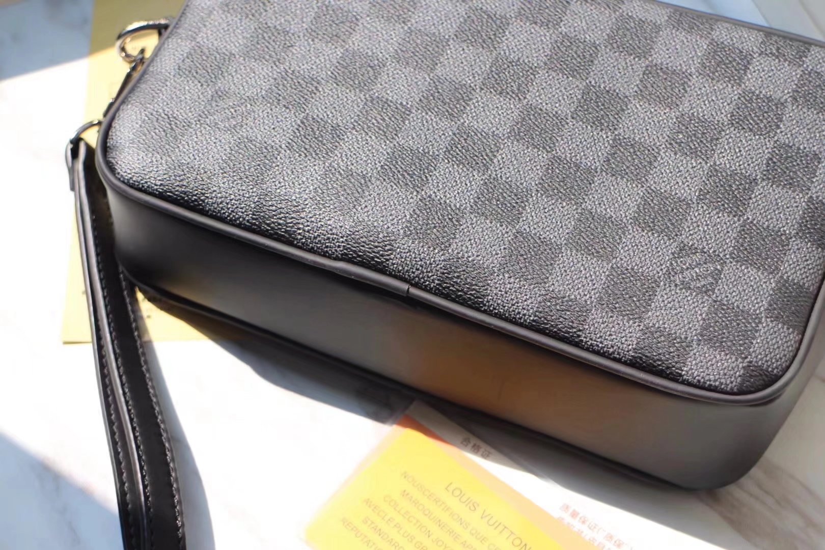 Louis Vuitton N41664 Men Kasai Clutch Damier Graphite Canvas