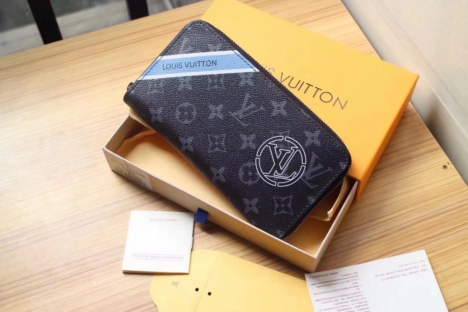 Louis Vuitton N60017 League Wallet Damier Graphite Coated Canvas