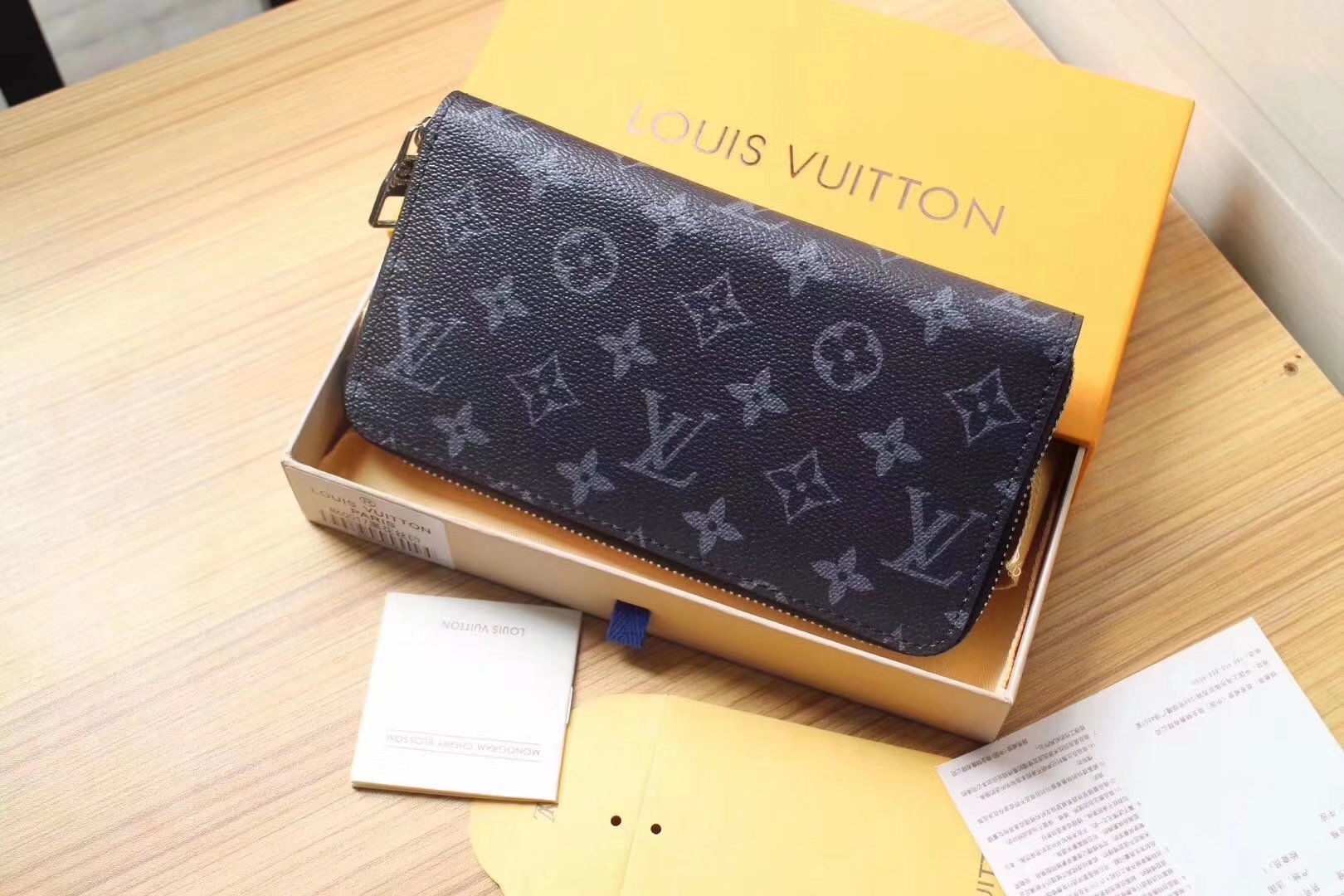 Louis Vuitton N60017 League Wallet Damier Graphite Coated Canvas