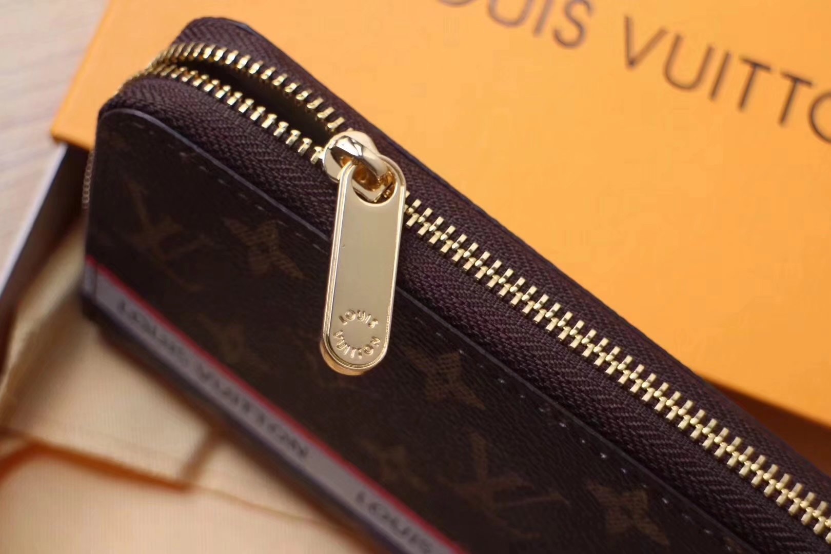 Louis Vuitton N60017 League Women Wallet Monogram