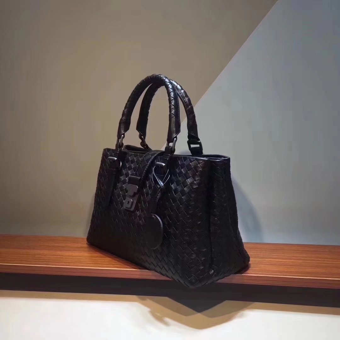 Bottega Veneta Calf Leather Medium Roma Bag Black