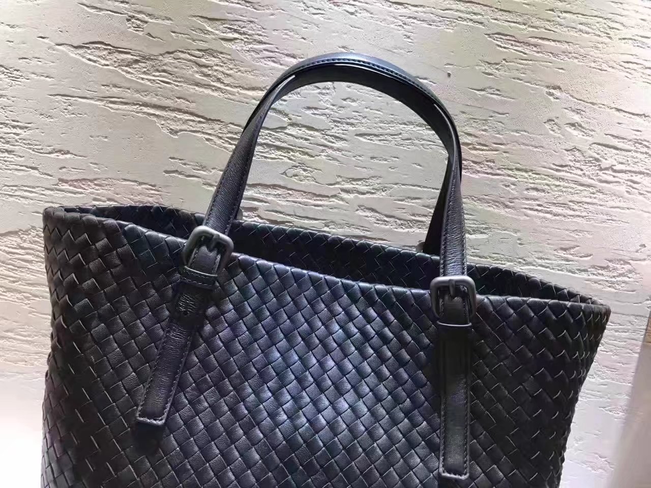 Bottega Veneta Large Tote Bag Intrecciato Nappa Black