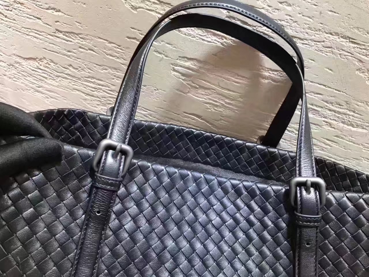 Bottega Veneta Large Tote Bag Intrecciato Nappa Black