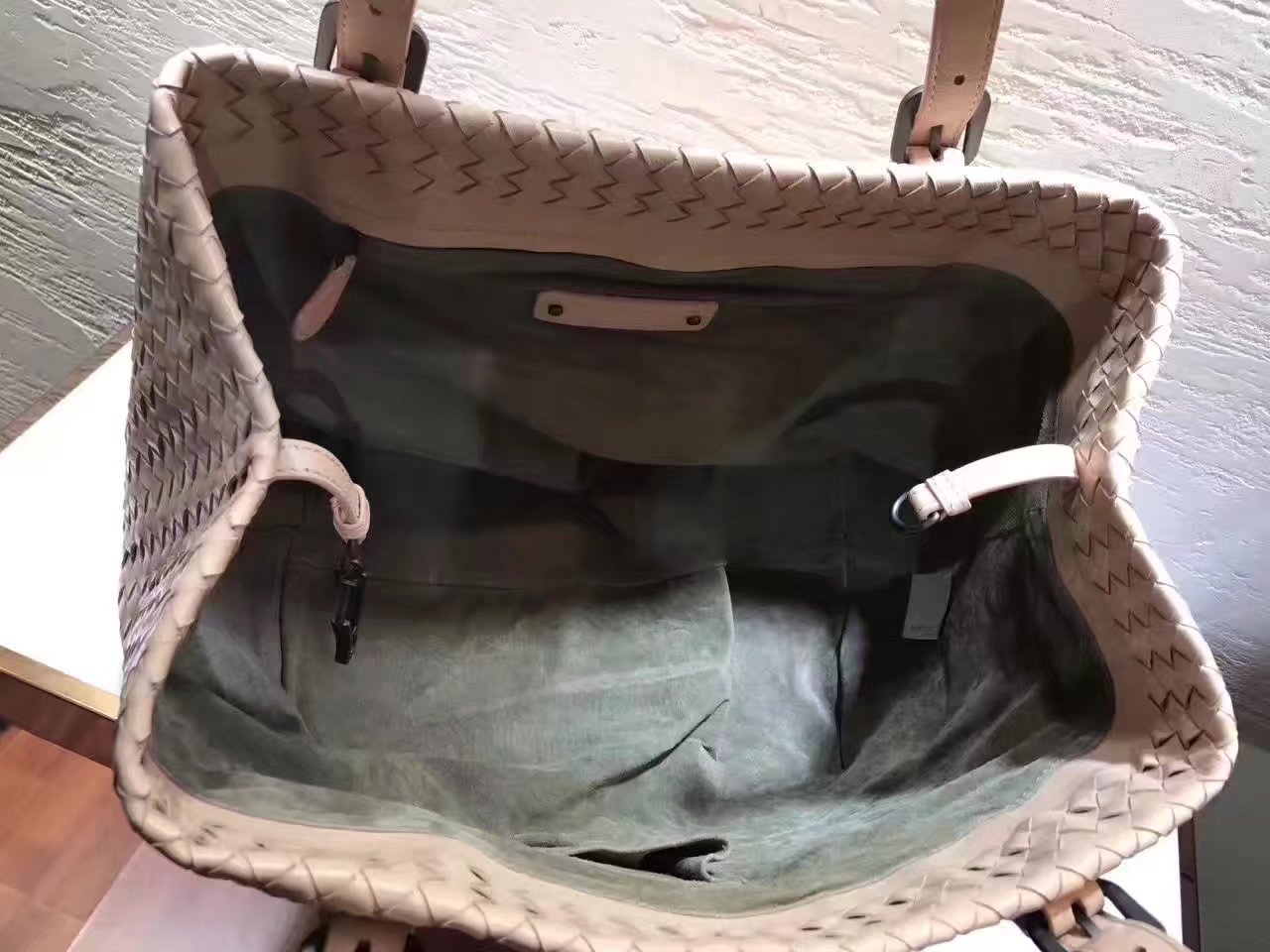 Bottega Veneta Large Tote Bag Intrecciato Nappa Khaki