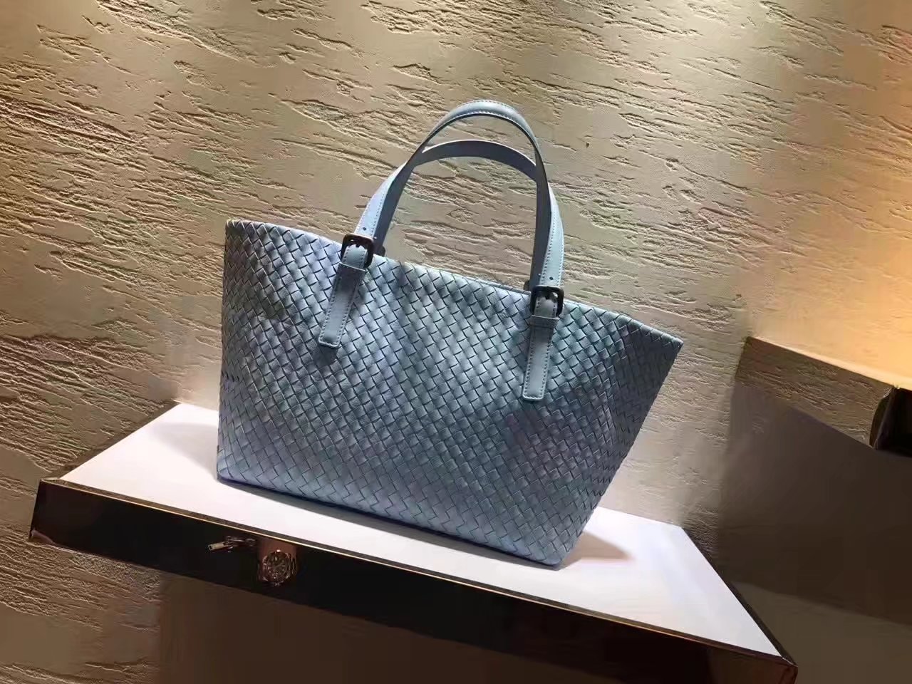 Bottega Veneta Large Tote Bag Intrecciato Nappa Light Blue