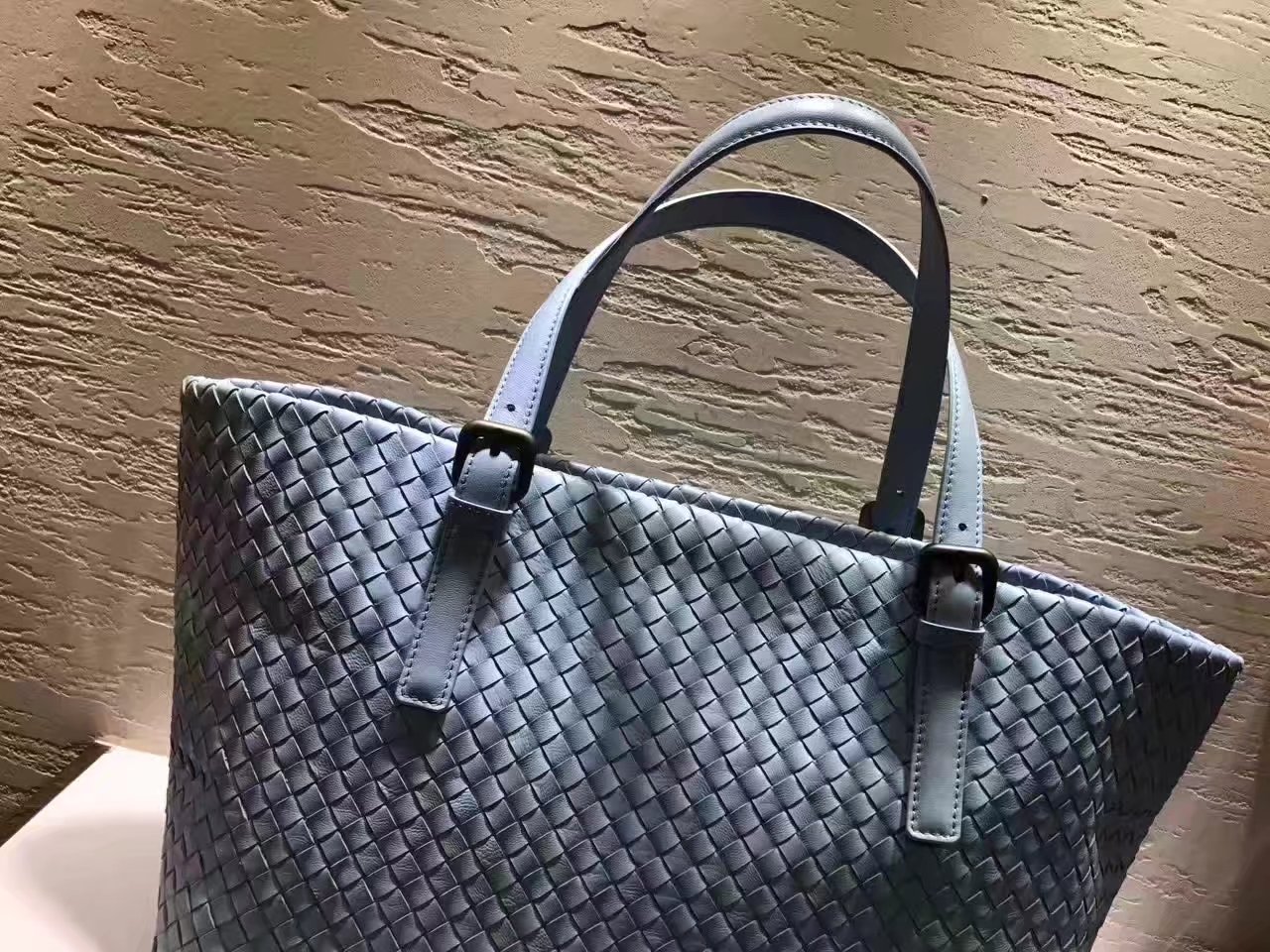 Bottega Veneta Large Tote Bag Intrecciato Nappa Light Blue