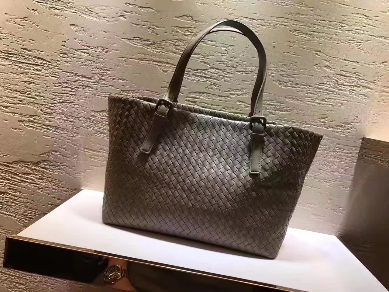 Bottega Veneta Large Tote Bag Intrecciato Nappa Light Grey