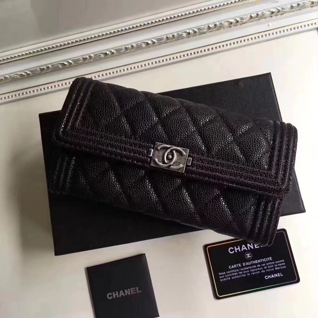 Boy Chanel Flap Wallet Grained Calfskin Silver Tone Metal Black