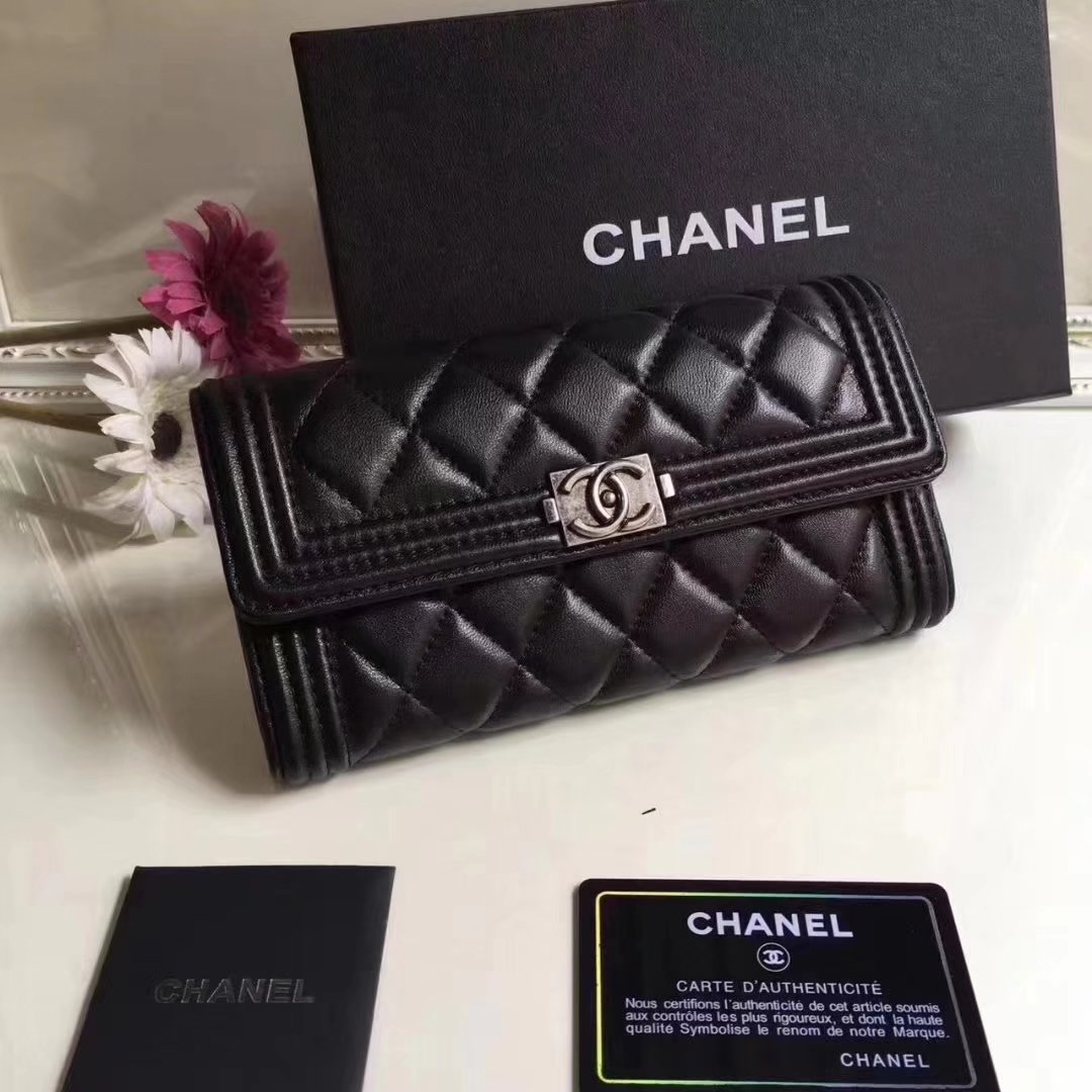 Boy Chanel Flap Wallet Lambskin Silver Tone Metal Black