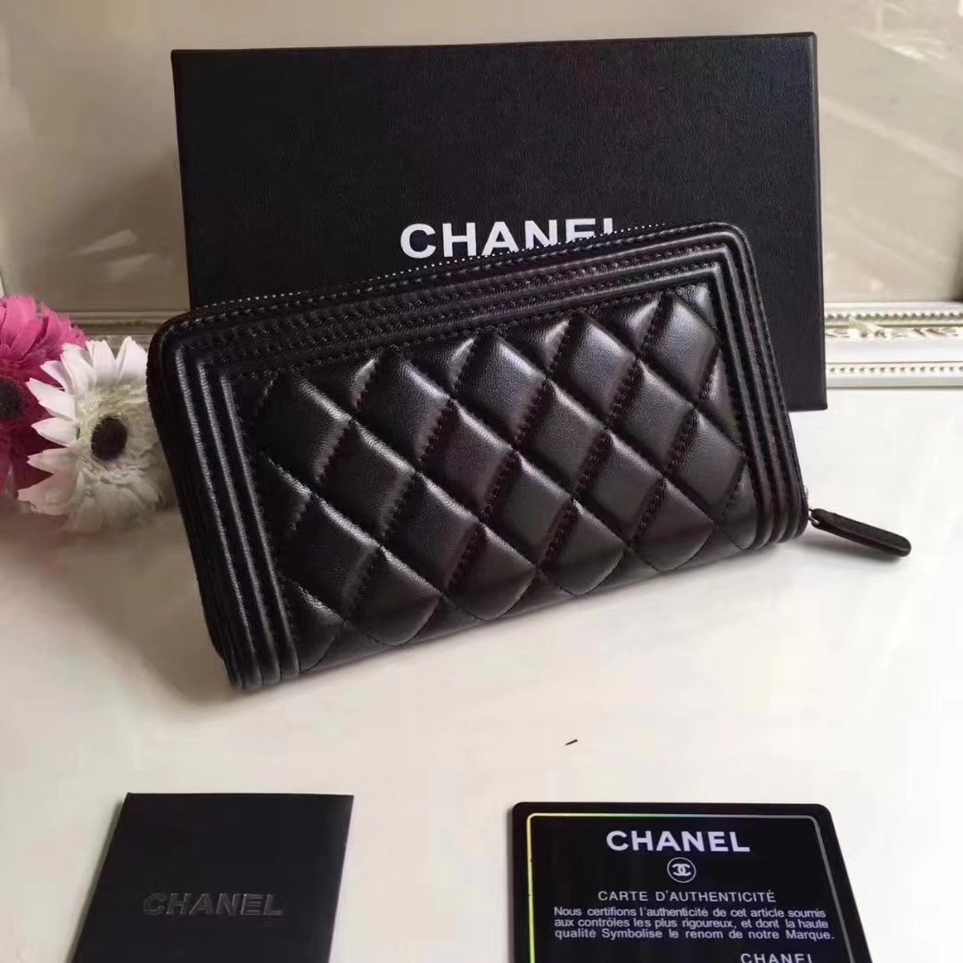 Boy Chanel Zipper Wallet Lambskin Silver Tone Metal Black