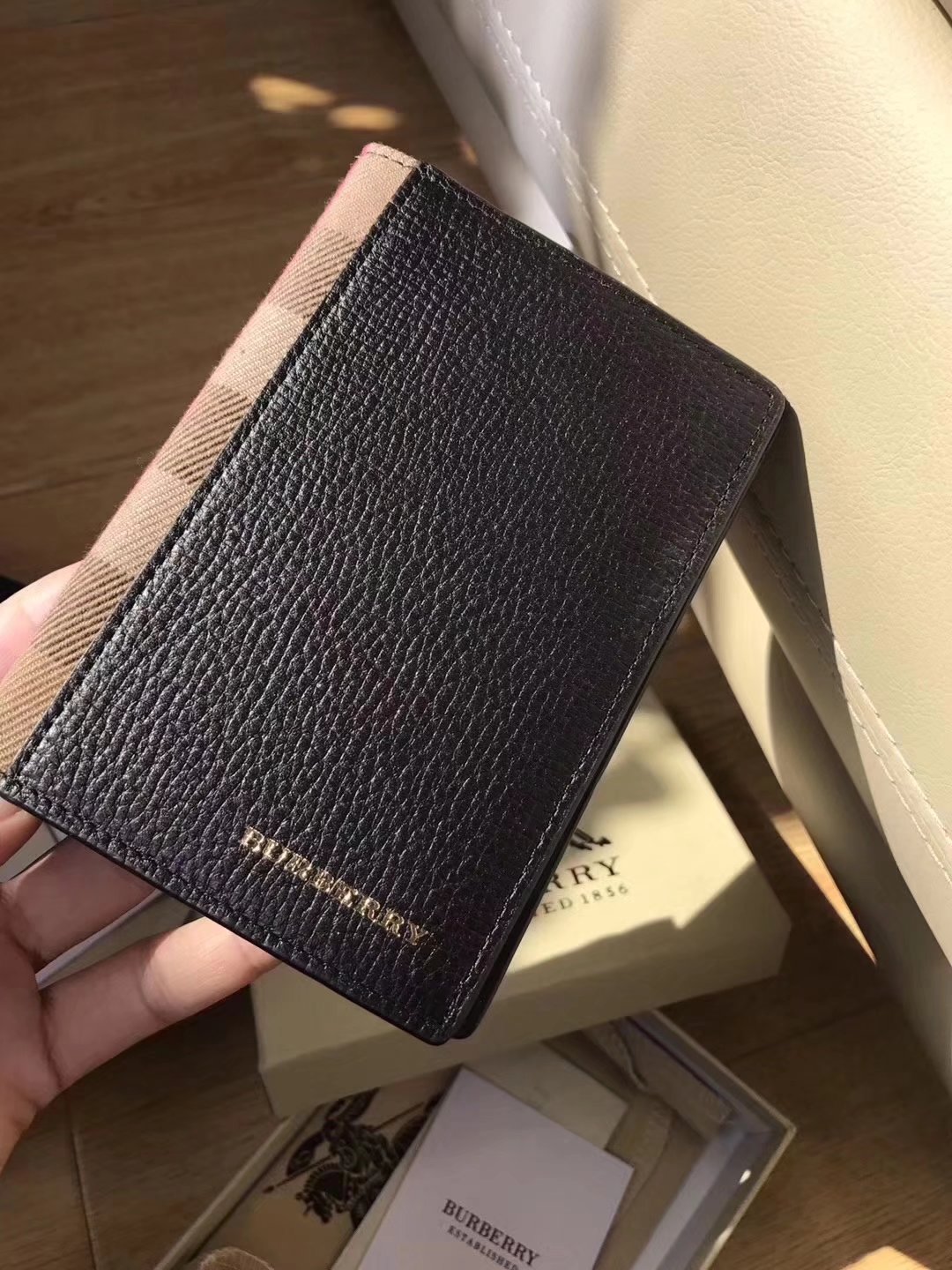 Burberry Men Black Leather Passport Case in Check