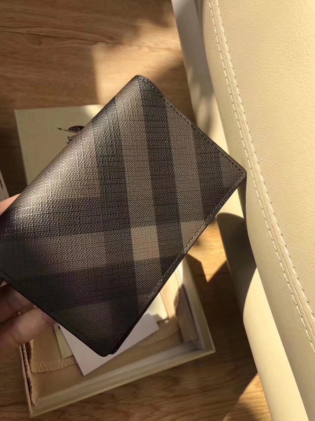 Burberry Men Leather Passport Case in Check Grey Black