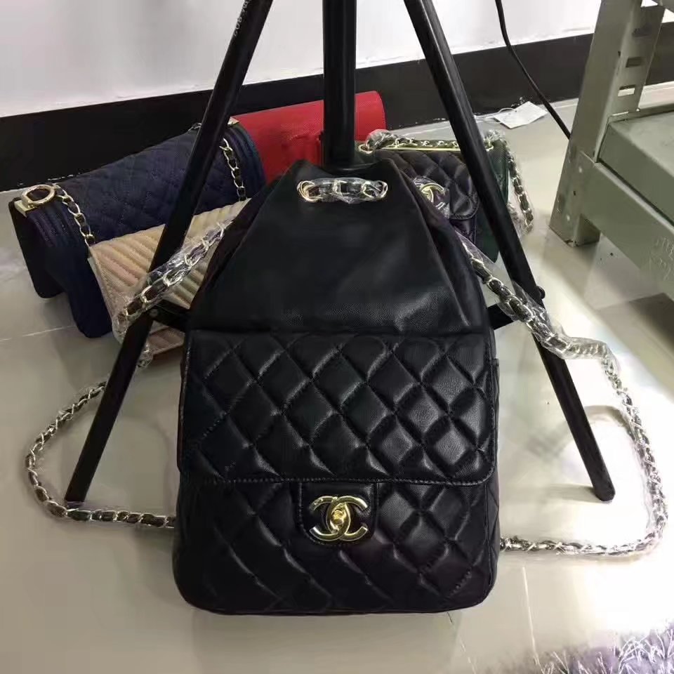 Chanel 7013 Backpack Balck Leather Gold