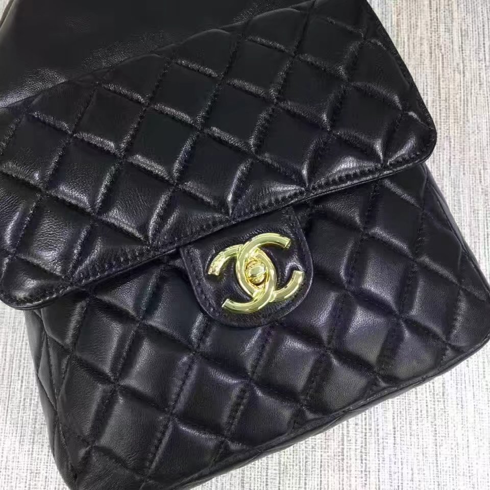 Chanel 7013 Backpack Balck Leather Gold