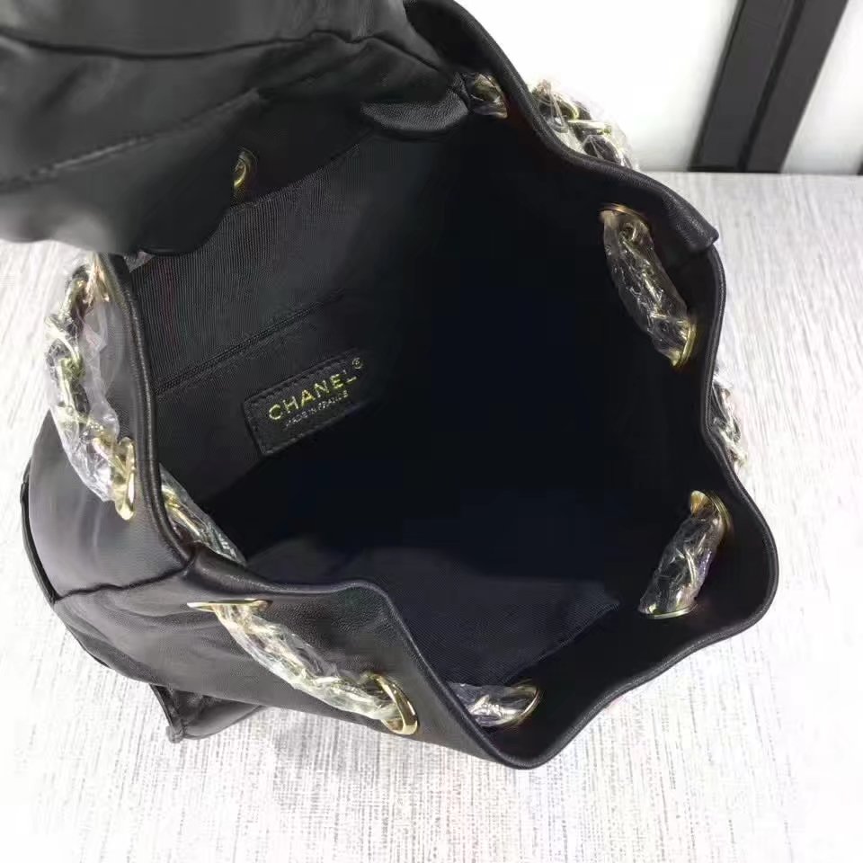 Chanel 7013 Backpack Balck Leather Gold