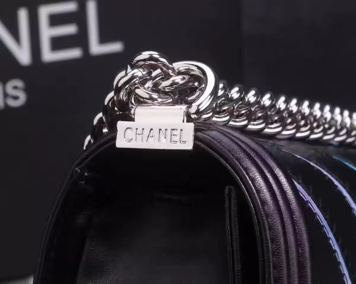 Chanel 8919 V Stitch Chain Shoulder Bag Leather Black