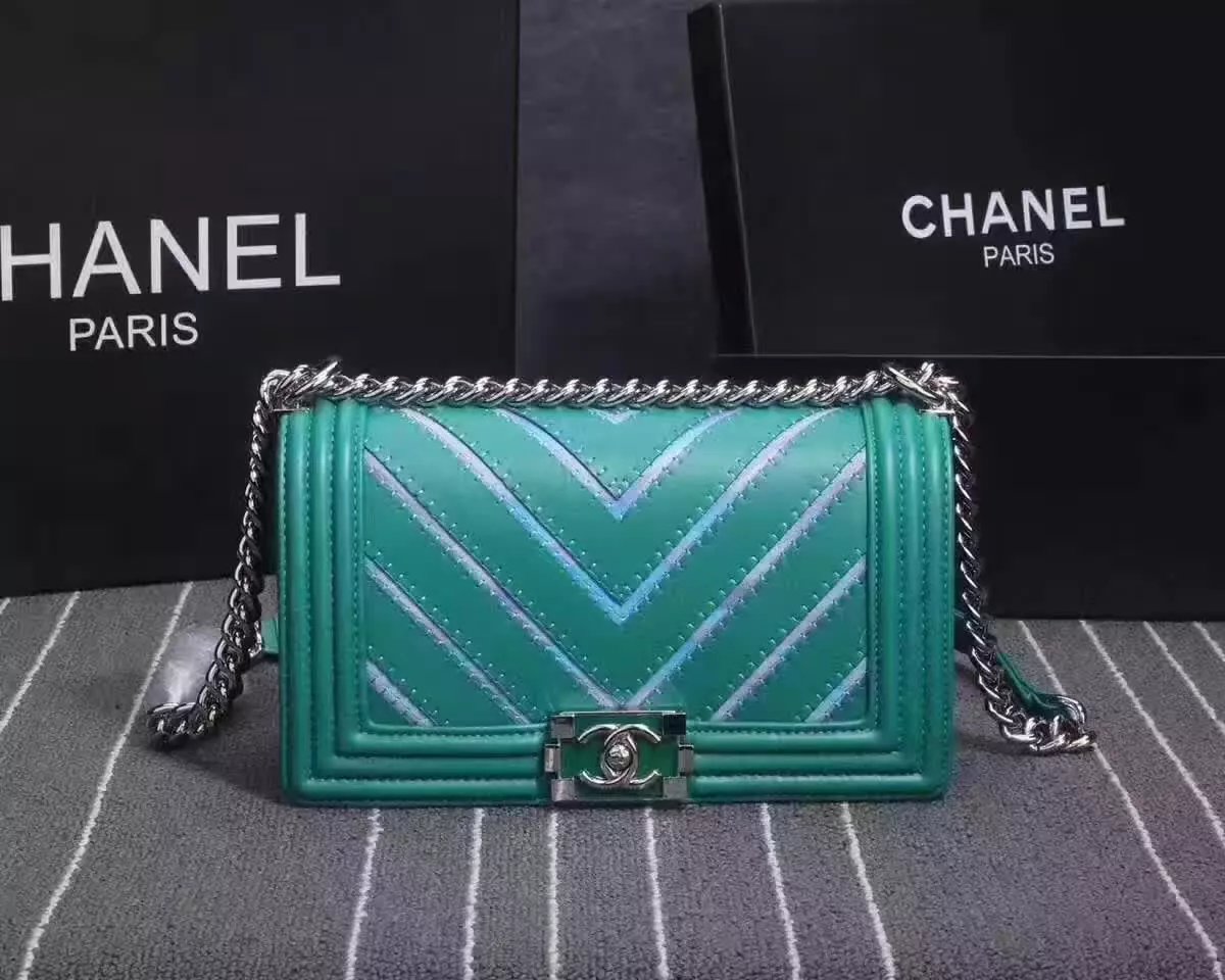 Chanel 8919 V Stitch Chain Shoulder Bag Leather Green