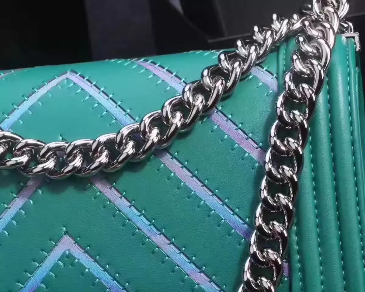 Chanel 8919 V Stitch Chain Shoulder Bag Leather Green