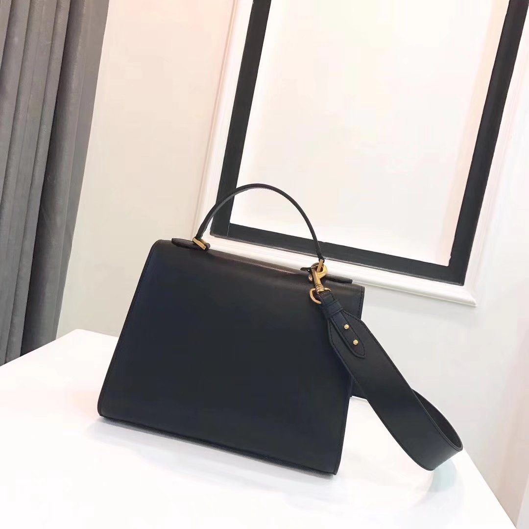 Dior Dioraddict Handbag in Black Grained Calfskin