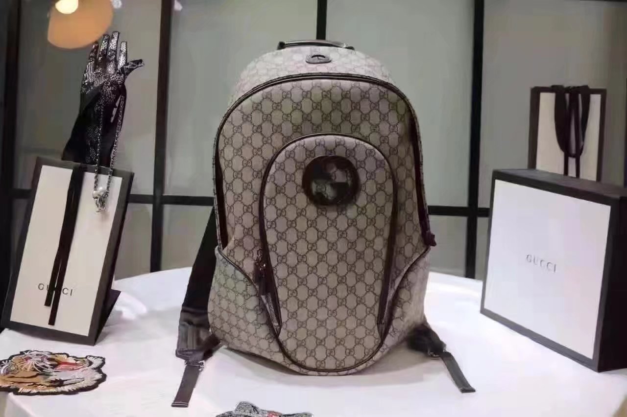 Gucci 223705 GG Supreme Canvas Backpack Coffee