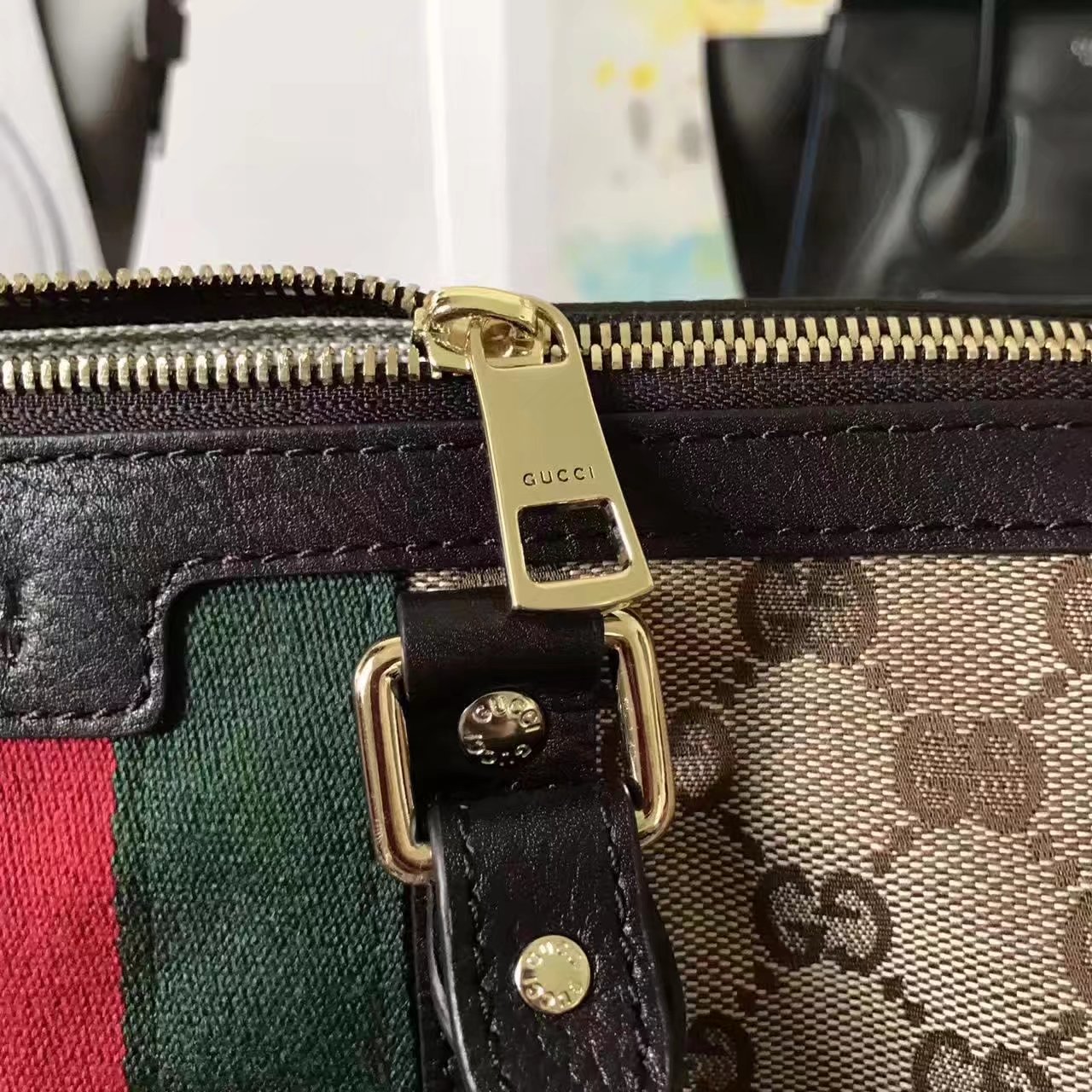 Gucci 247205 GG Supreme Tote Bag