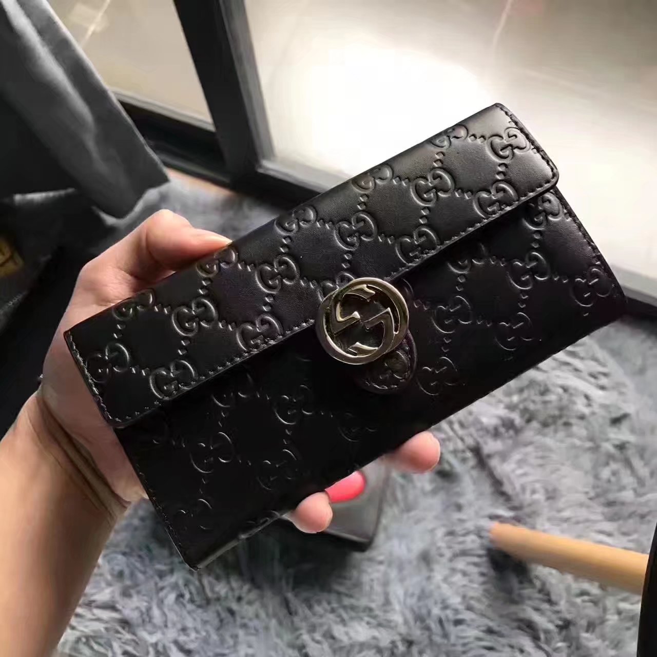 Gucci 369663 Lcon Gucci Signature Wallet Black