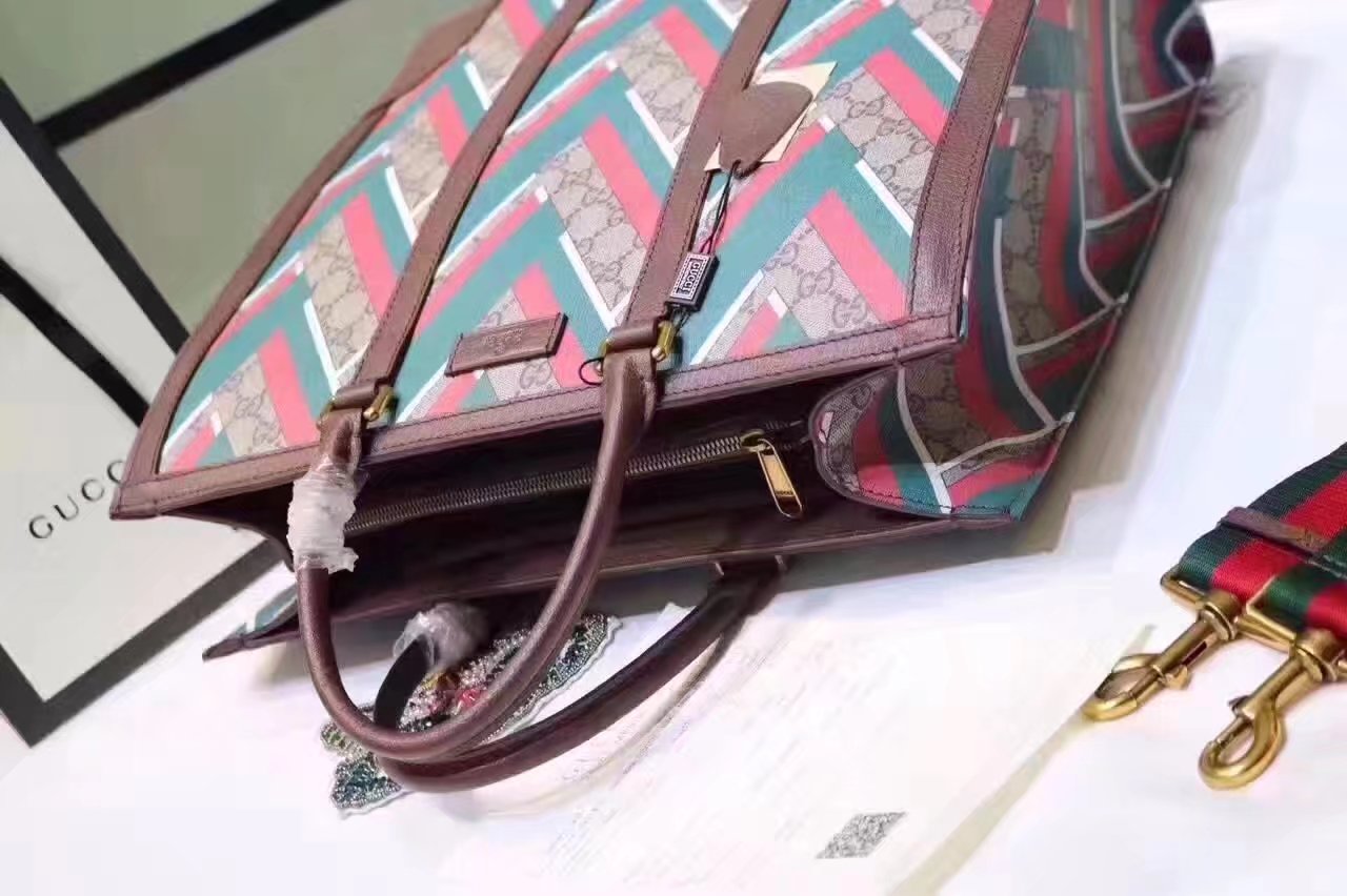 Gucci 406387 GG Chevron Tote