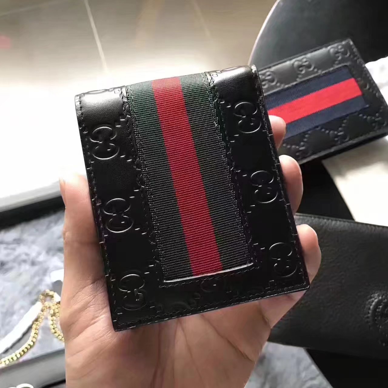 Gucci 408827 Men Signature Web Wallet Black