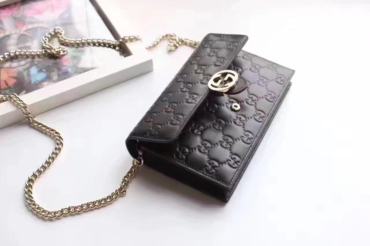 Gucci 40934 Icon Gucci Signature Chain Wallet Black