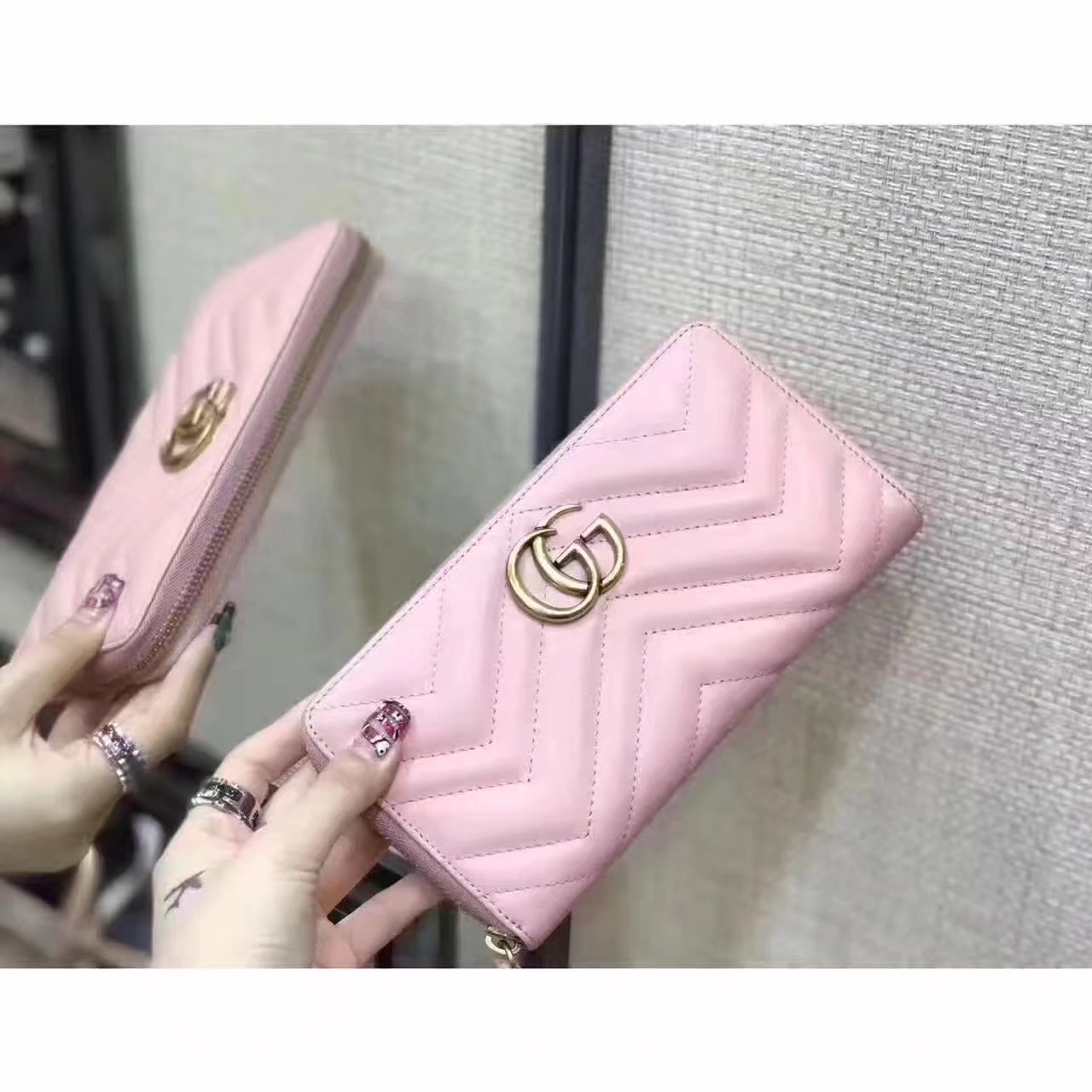 Gucci 443123 GG Marmont Zip Around Wallet Light Pink