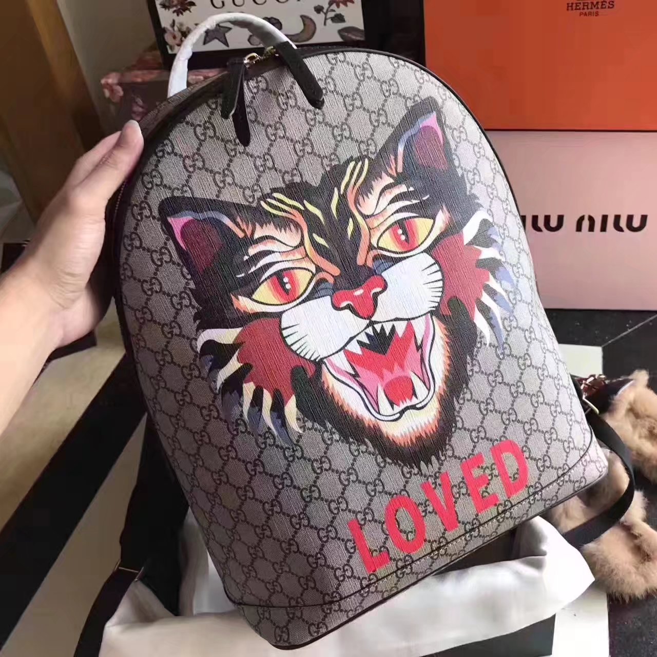 Gucci 443805 Angry Cat Print GG Supreme Backpack