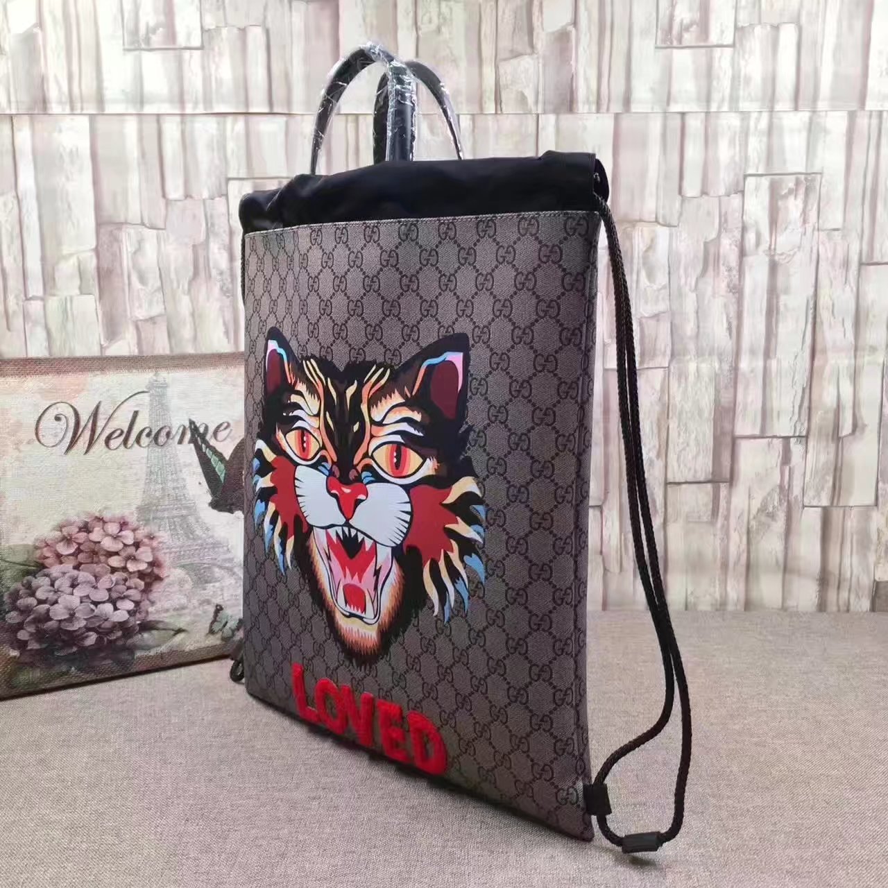 Gucci 473872 Men Angry Cat Print Soft GG Supreme Drawstring Backpack