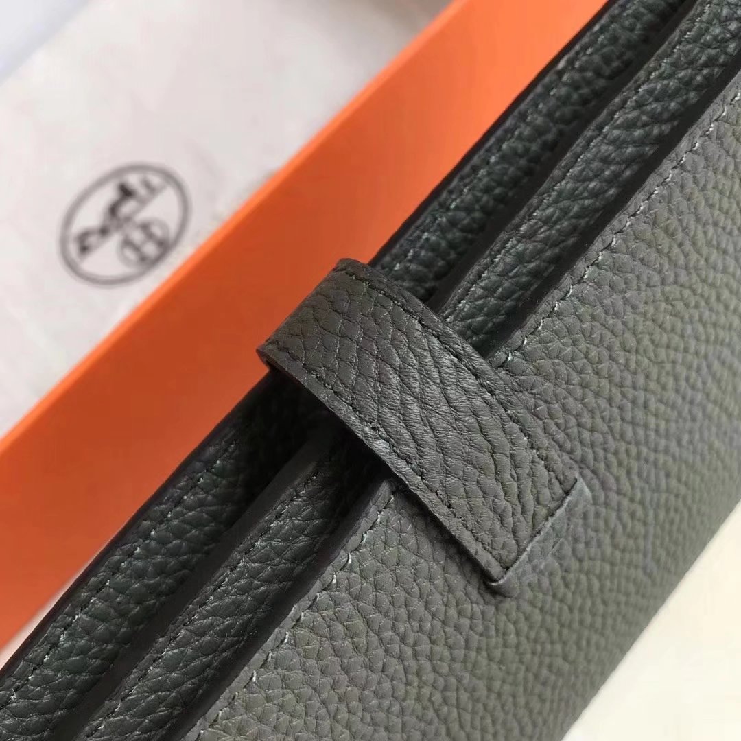 Hermes Bearn Bifold Wallet Togo Leather Black