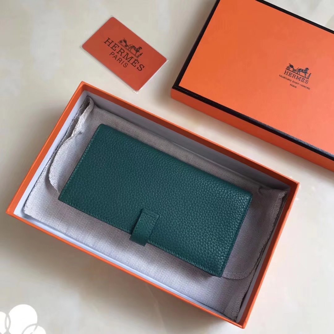 Hermes Bearn Bifold Wallet Togo Leather Green