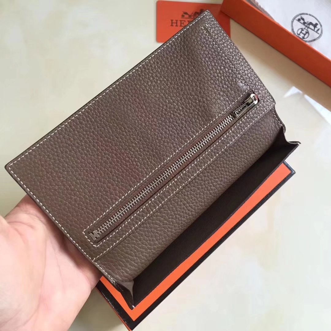 Hermes Bearn Bifold Wallet Togo Leather Khaki