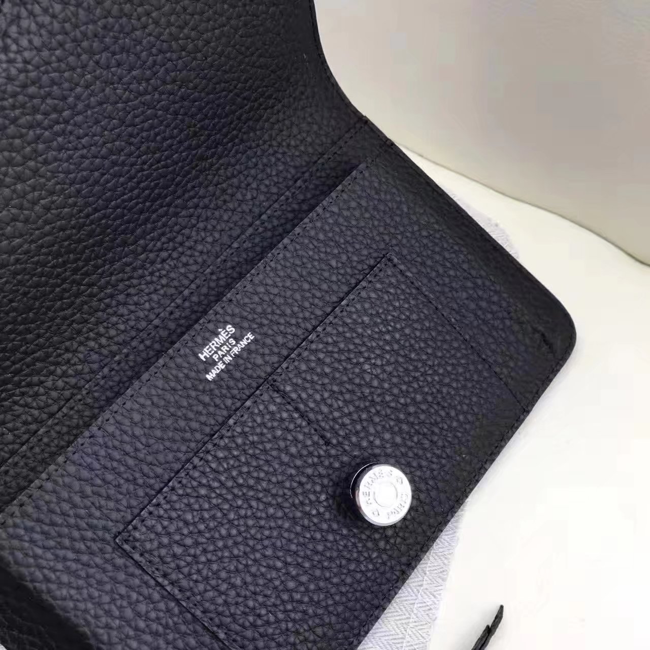 Hermes Dogon Compact Wallet Medium Black