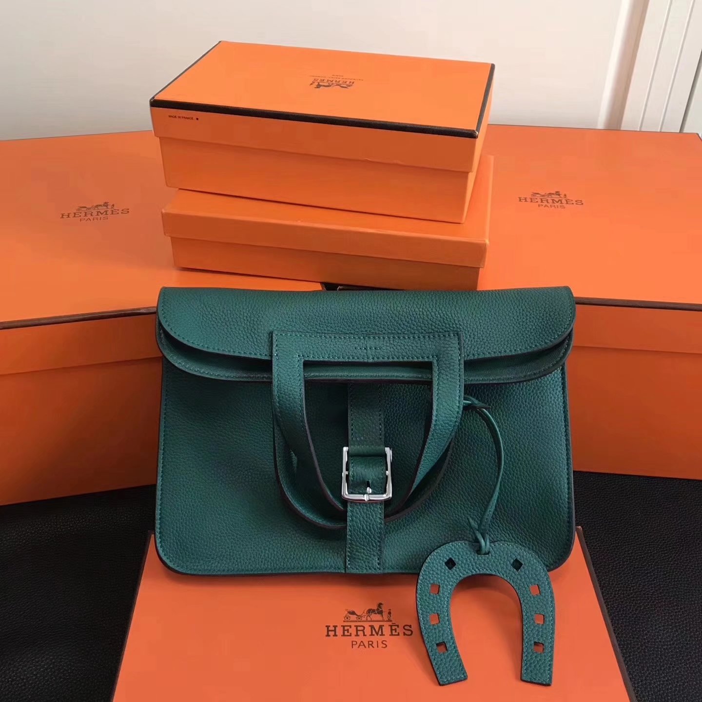 Hermes Halzan 31cm Malachite Swift Calfskin Bag