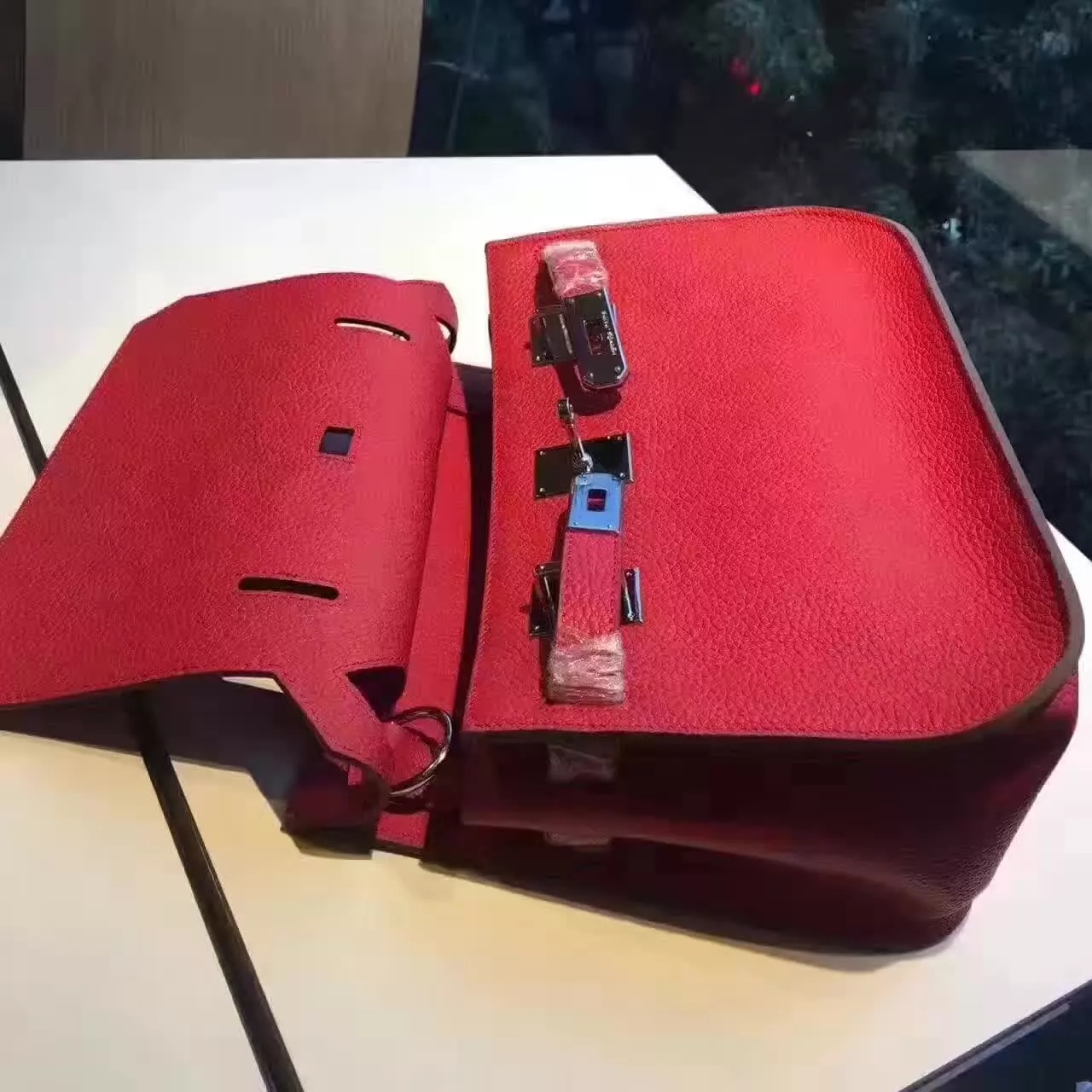 Hermes Jypsiere Leather Shoulder Bag Dark Red