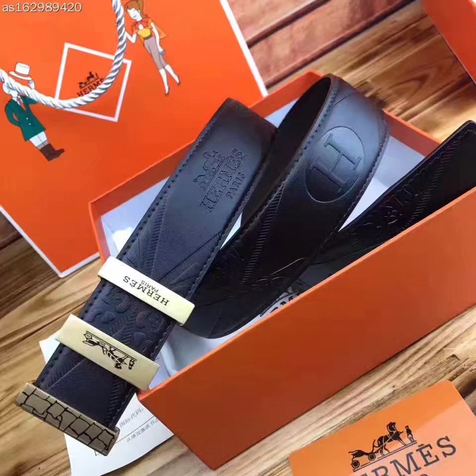 Hermes Leather Reversible Black Belt With Gold Buckle 012