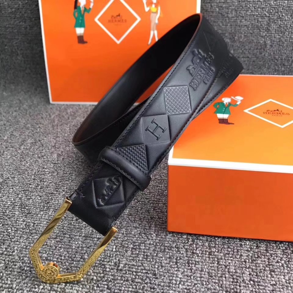 Hermes Reversible Leather Belt With Gold Buckle t 020 