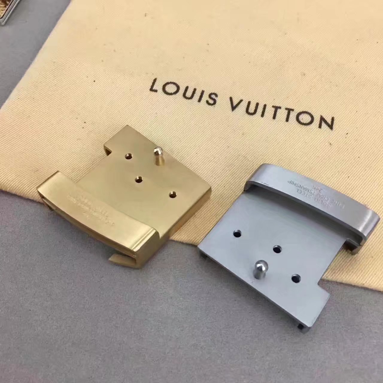 Louis Vuitton Leather Reversible Black Belt 003