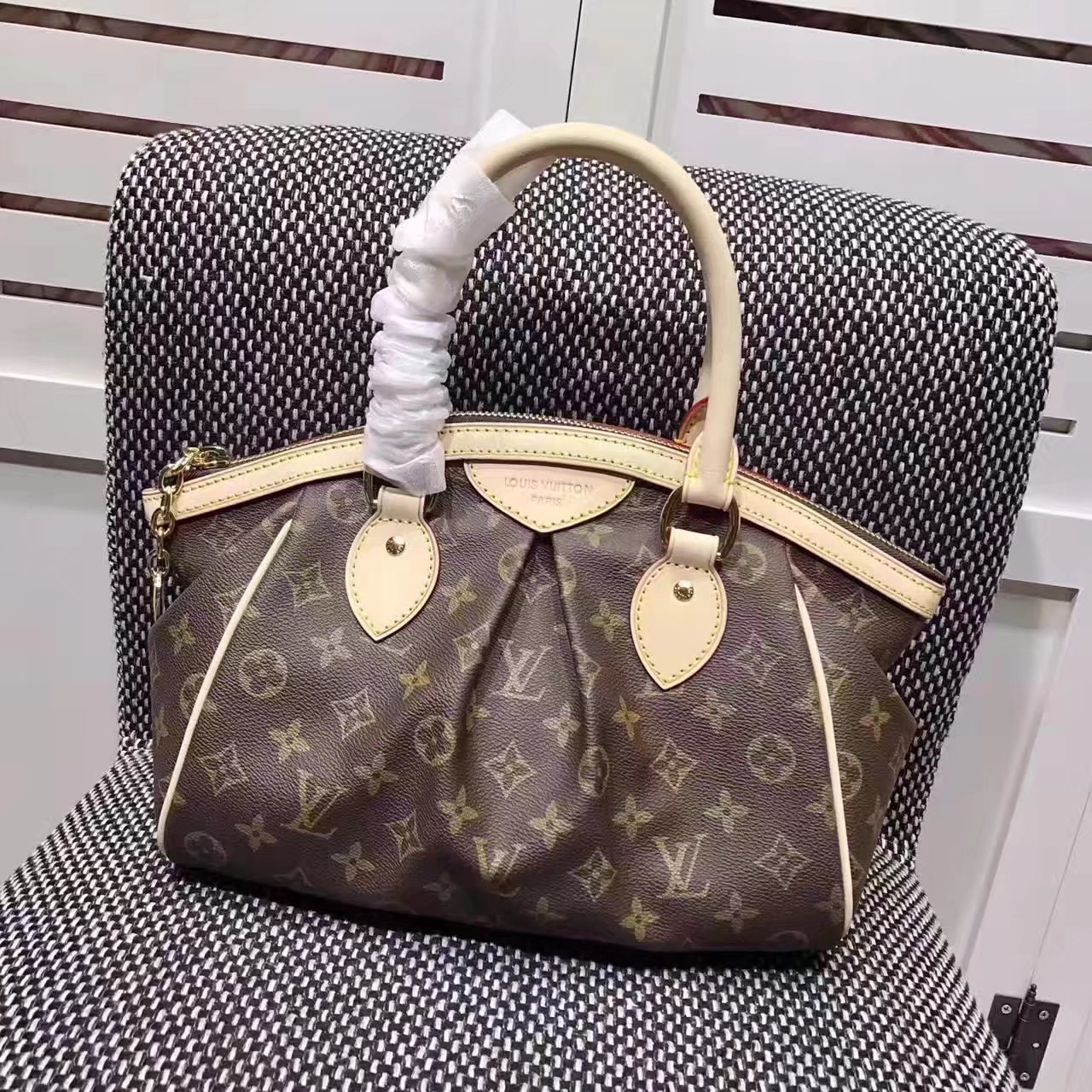 Louis Vuitton M40143 Tvoli PM Monogram Canvas